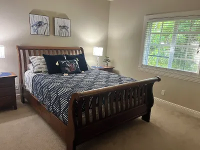 Heart of Bonita Springs!-5 miles from the beach
