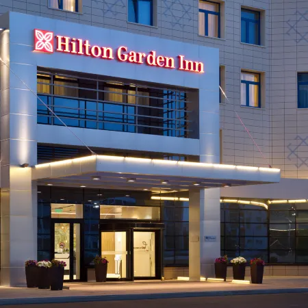 Hills Garden (ex. Hilton Garden Inn Ufa RiversideХилтон Гарден, бывший Хилтон Гарден Инн Уфа Риверсайд)