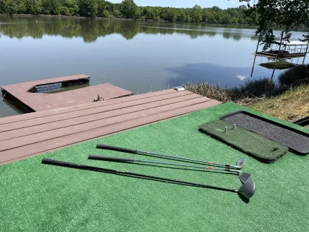 Waterfront Oasis: Relax by the Pool, Fish, Kayak, and Enjoy Fire Pit Gatherings!