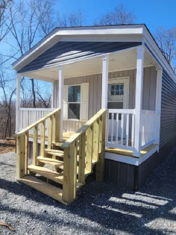 Cozy cottage w/1 bedroom, WiFi, AC in tranquil Springville close to boat ramps