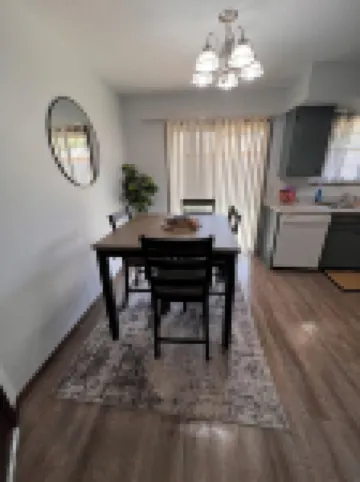 COZY 2Bedroom/1Bath Duplex