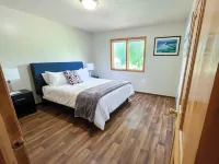 Maple Grove Retreat Haven Hotels in Maple Grove