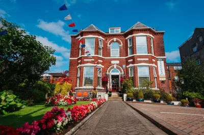 Barford House - Ground Floor Self-Catering Apartment Southport