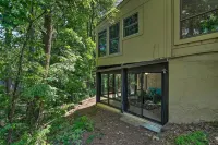 Resort Access - Lake - Pools -Pickleball - Gym. Spacious Townhome for Groups