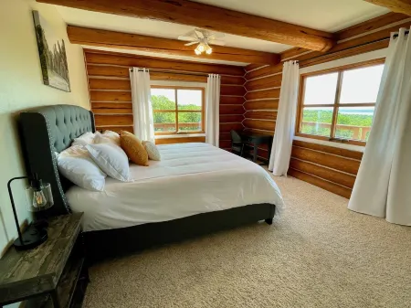 Secluded Lake View Log Cabin on 40 Acres