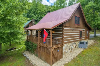 Cozy2 Bd Easily Accessible Cabin! Quiet Community Short Drive to All Attractions Hotels near Wears Valley