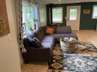 Glacier Getaway-4 Bedrooms - 11 miles from Glacier Park Hotels in Hungry Horse