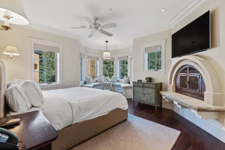 One Willow Bridge Road residence W27