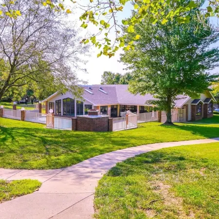 WOW!  Walk in with indoor pool and hot tub in the heart of Branson!