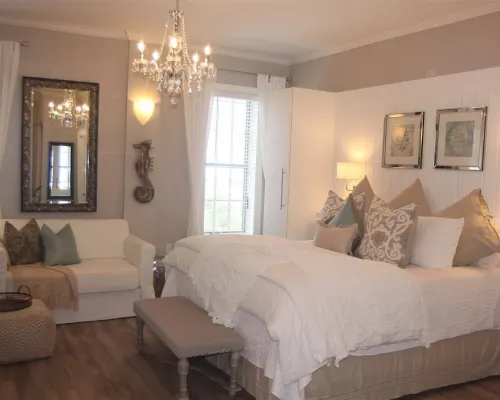 ROMANTIC RETREAT, Great Location, King bed , Wifi, Deeded beach access Hotels in Rosemary Beach