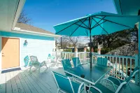 BEAUTIFUL HOME WITH PRIVATE POOL AND OUTDOOR PARADISE!!