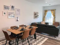 Alpine Townhouse - Stylish, Peaceful, and Walking Distance to Ellicottville