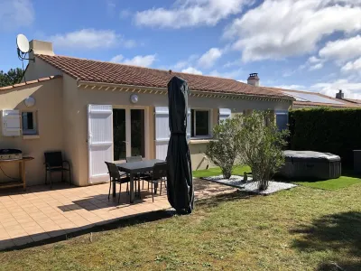Maison Type Vendéenne de Plein Pied 3 Chambres 800m de la Plage