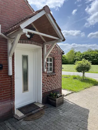 Fehnhaus - cozy vacation apartment with house character