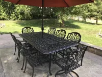 refinished barn with pool table, ping pong, pool and hot tub! 람피터 호텔