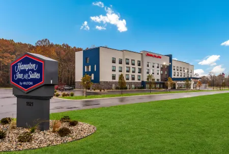 Hampton Inn & Suites by Hilton Benton Harbor Отели в г. Бентон Хайтс