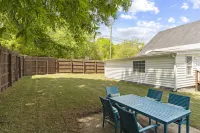 5BR Group Getaway, Pet-Friendly Ideal for Weddings