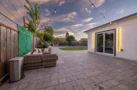 Renovated 5B4B Luxury home @Fremont with King Suite
