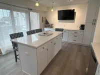 3 bedroom, 2.5 bath unit - Ocean, bay and pool all in a day!