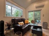 Newly Built Barn Loft in Pioneer Valley Hotels in Hampshire County