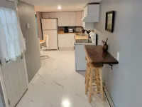 Gedney House Apt. 2: Only 8 Minutes to Bethel Woods! Newly Remodeled!