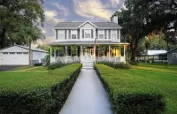 Southern Charm meets Modern Island Living Family Vacation Home - ジャグジー