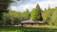 Award-Winning 5 Star Luxury Retreat - Hot Tub, Sauna, Tennis, Fishing, Sky, Golf Hôtels à proximité de : Auchterarder Parish Church