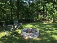 Spectacular Mountain & Sunset Views! Spacious Home Sleeps 12! Ping Pong/Hot Tub!