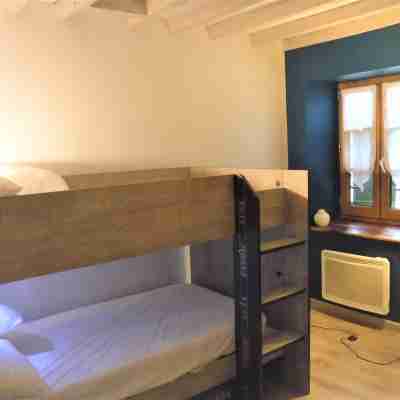 Gîte for 8 people in Mirepoix in the heart of the medieval city Rooms