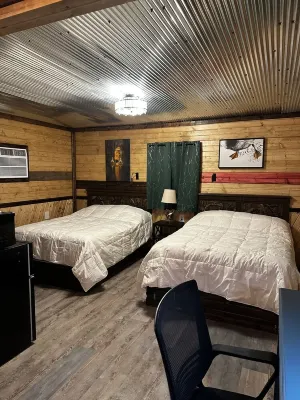 The Rested Duck Mallard Room Hotels in Alexander County