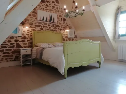 Stone house between Crozon and Camaret near beaches with WIFI