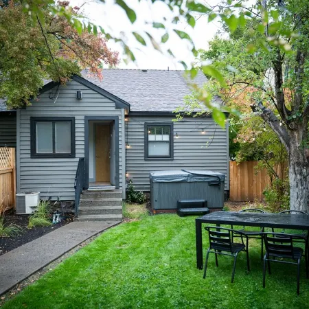 Downtown cottage with hot tub and fenced yard