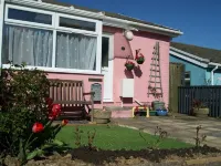 Gower coast bungalow Hotels in Mumbles