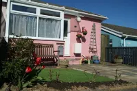 Gower coast bungalow Mumbles Christadelphians 주변 호텔
