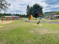 New! Ideal location! Walk to Town! Family Fun! Mountain/Park Views! Pet Friendly - 4-Star
