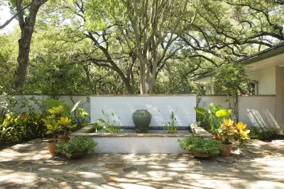 5-Acre Nature Retreat In The Heart Of San Antonio with Pickleball and Tennis Hotels in Northwest San Antonio