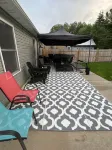 Lake Time Cottage Lake Milton Oh: Wifi, Smart TVs, Gas Fire Pit, Lake Toys,
