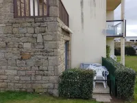 Beautiful newly furnished beachfront apartment Hotels in Guidel