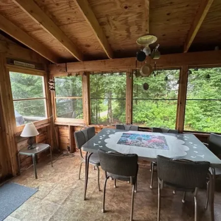 3 Bedroom cabin on South Pond in Stark NH