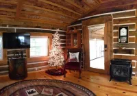 The CABIN on CULVER CHRISTMAS TREE FARM