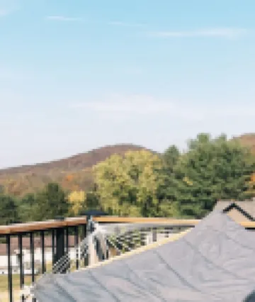 Bungalow on Bunker- Hike/Bike In/out —Home nestled in Great Seal State Park
