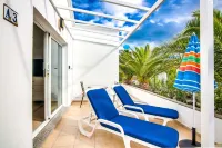 A3, in a small complex with communal heated pool 100m from the sea Các khách sạn ở Charco del Palo