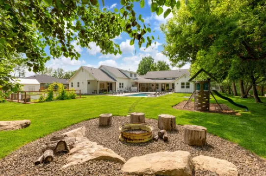 5Br Boise Farmhouse w/ Seasonally Heated Pool & Huge Yard
