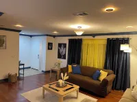 Charming 3-bedroom house with AC, fitness room, WiFi in Port St. Lucie