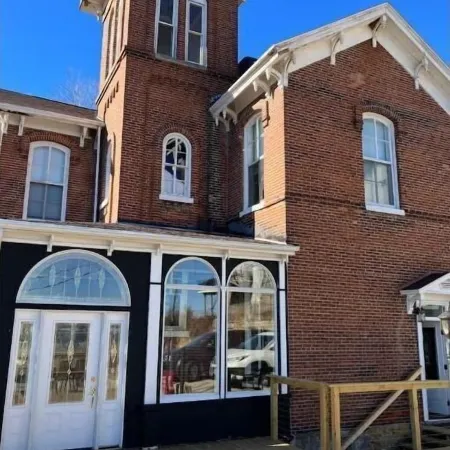1869 Historic Italian Villa on the Bluff