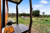 Tiny Cottage - Hill Country