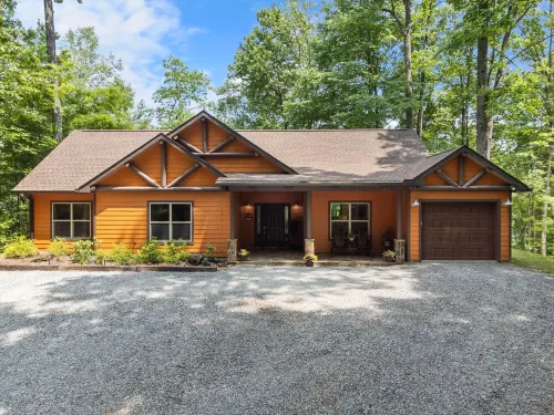 Stunning Views, Superb Atmosphere, Modern Amenities, In the Middle of Nature
