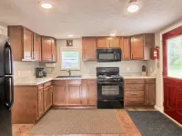 The Perfect Getaway *Sleeps  Pet Friendly  *Traverse City *Crystal Mountain Hotels in Interlochen
