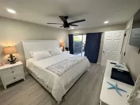 4 bed/ 3 bath Villa Heated Pool