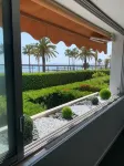 Magnificent 2/4-person beachfront apartment near CAP 3000 생로랑뒤바르 호텔